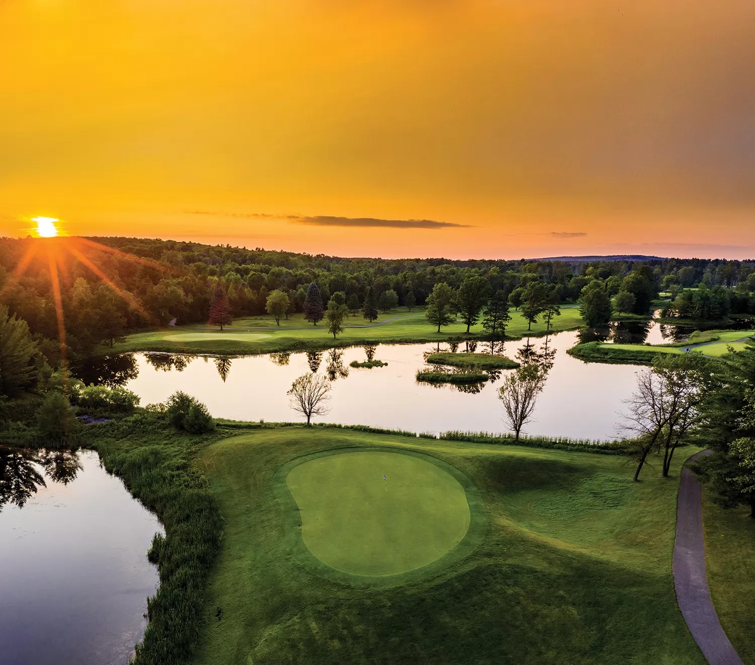 Garland Lodge And Golf Resort